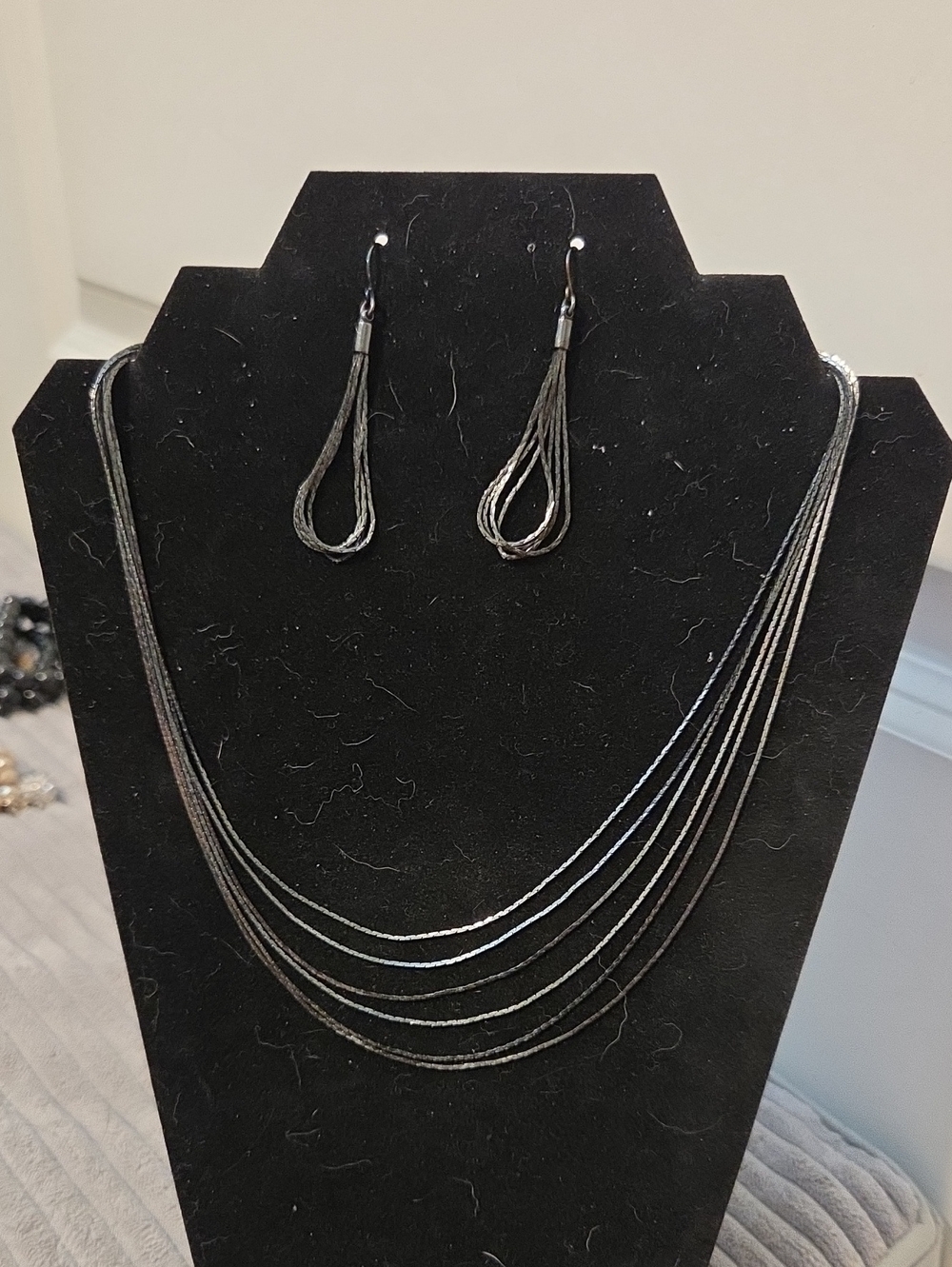 Retired Premier Designs Manhattan Gunmetal & Silver Layered Necklace Set